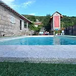 Casa Do Loureiro * Paradela (Vila Real)