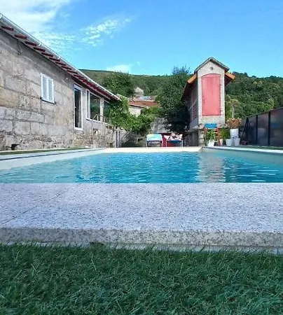 Casa Do Loureiro * Paradela (Vila Real)